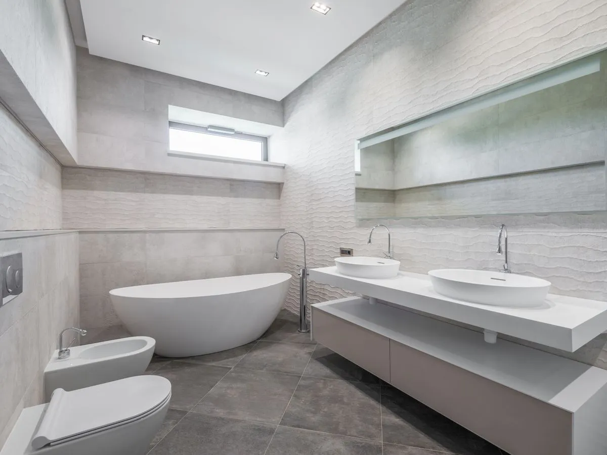 Modernes Badezimmer – Symbolbild